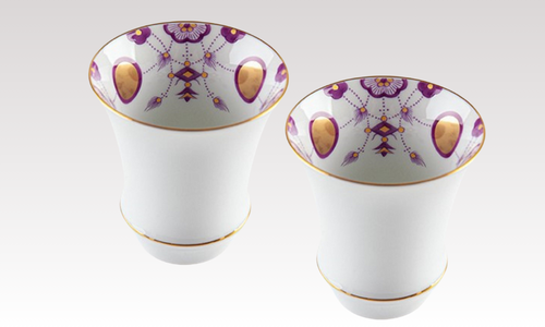 Sake glass (rim curving outward), Yoraku pattern (purple)（1 set of 2 pieces）