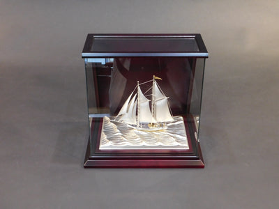Silver yacht 5 (2) slope case