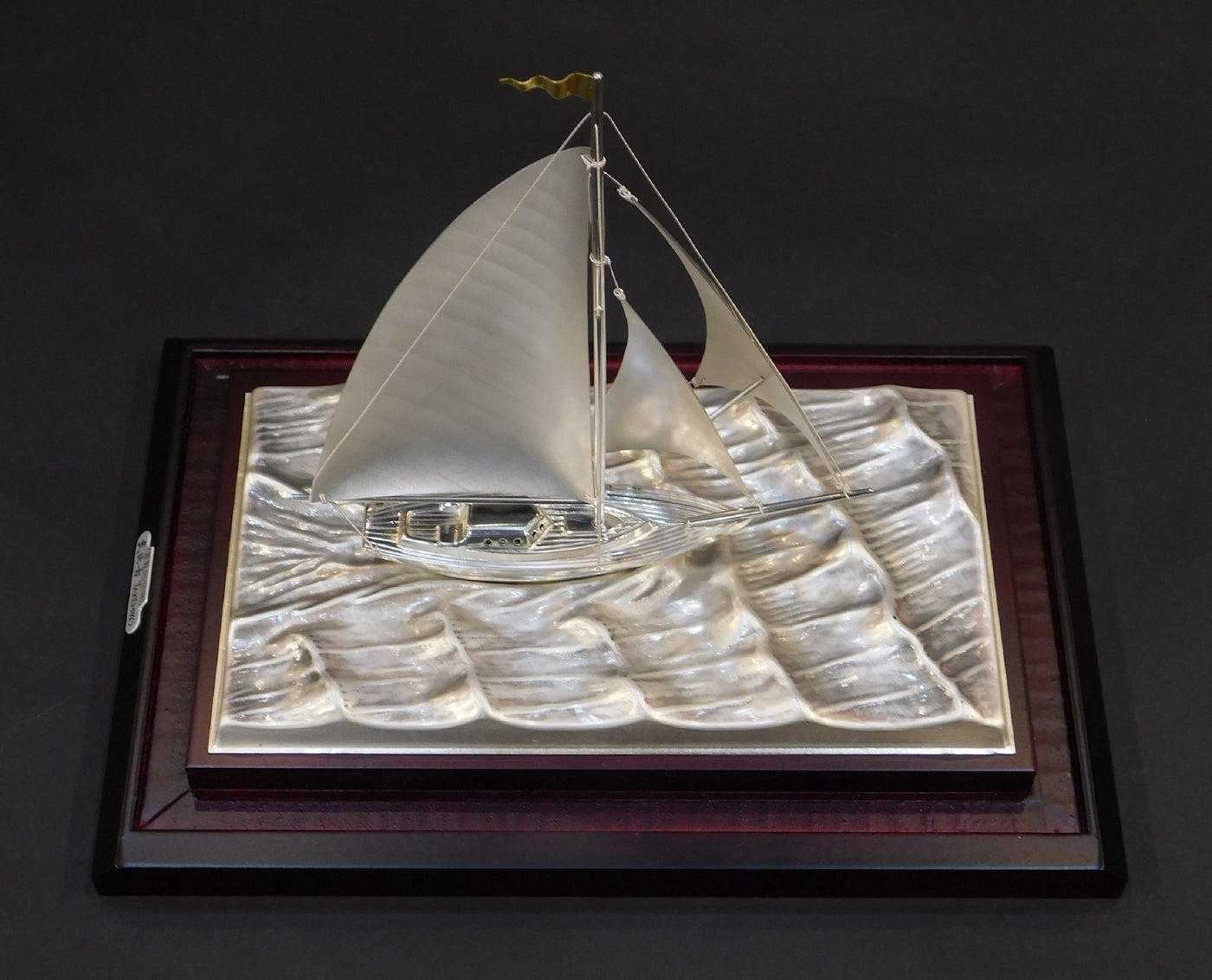 Silver yacht 5 Cutter Slope Case