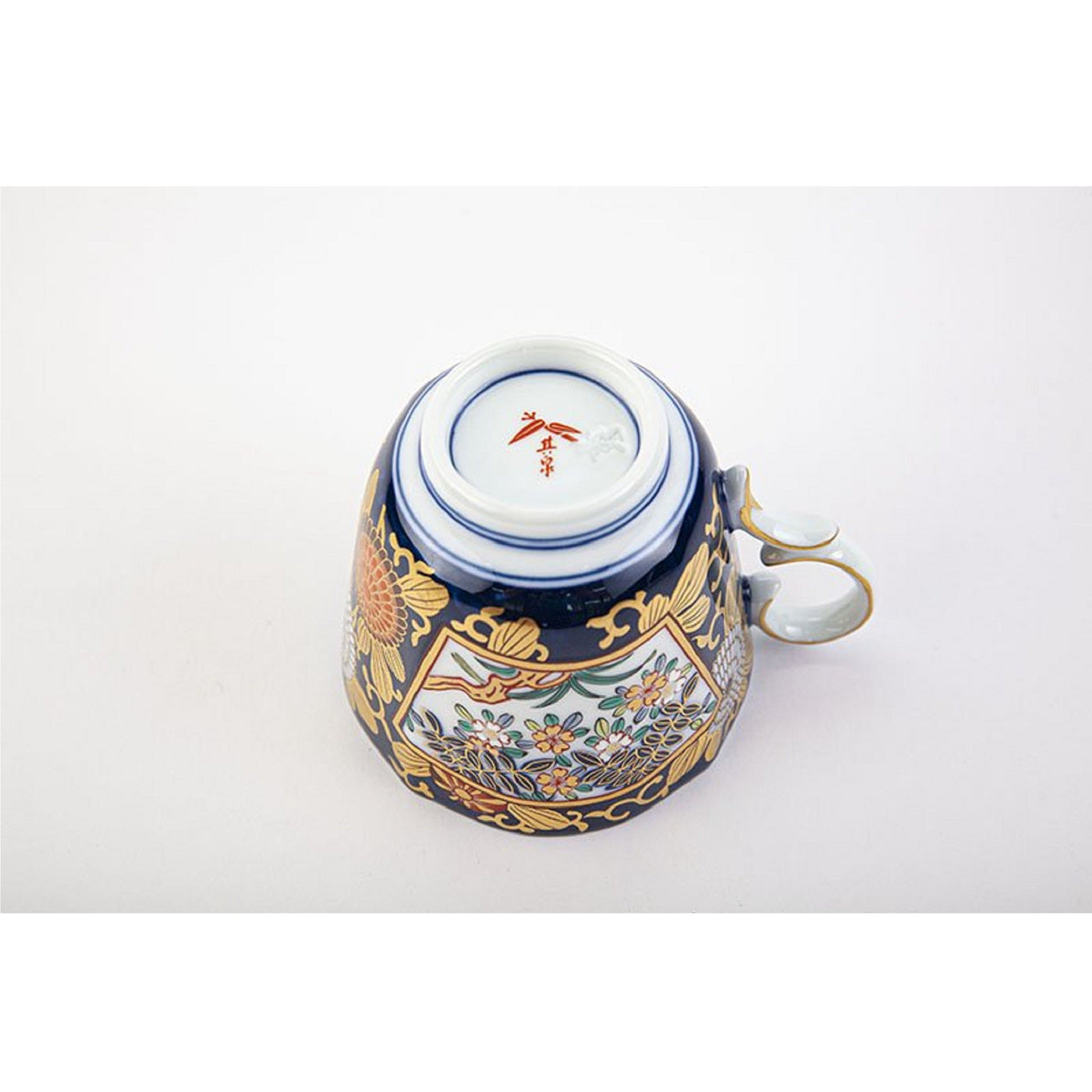 Coffee cup and saucer, Rinpa Ko-Imari style