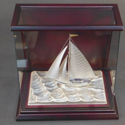 Silver yacht 5 Cutter Slope Case